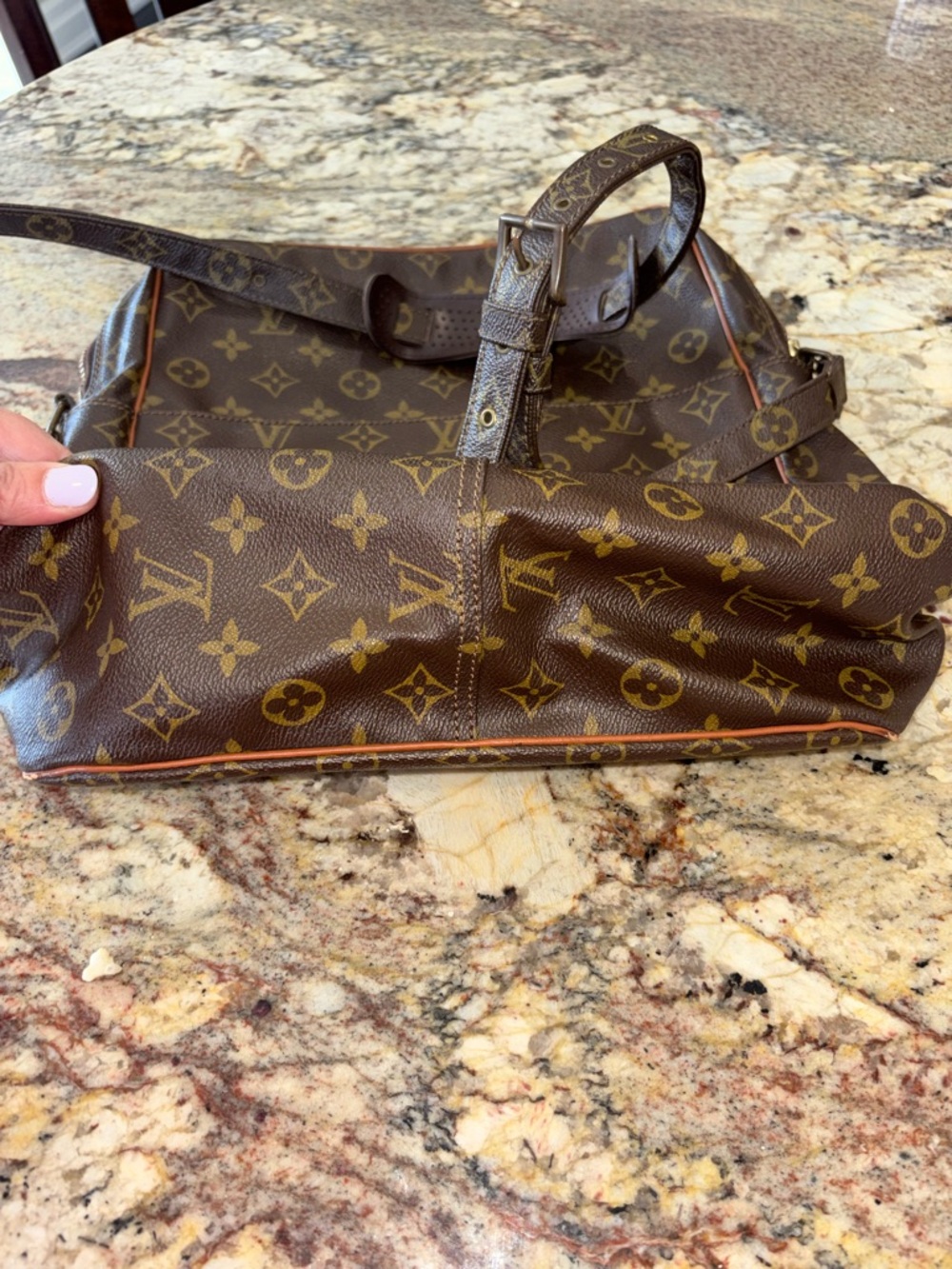 Louis Vuitton Brown Monogram Canvas Messenger Bag - Picture 5 of 11
